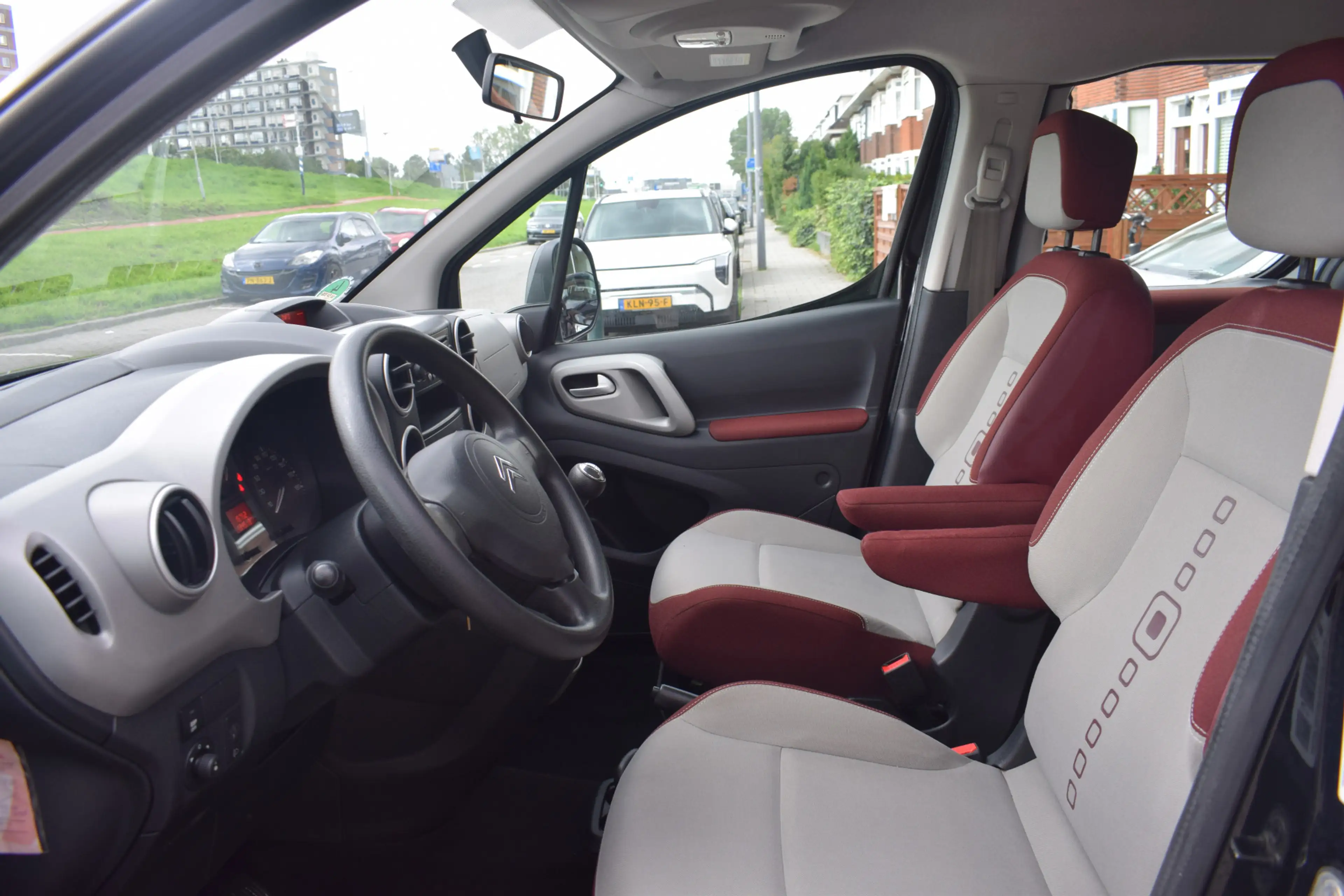Citroen Berlingo 1.6 VTi Multispace Airco — photo 13