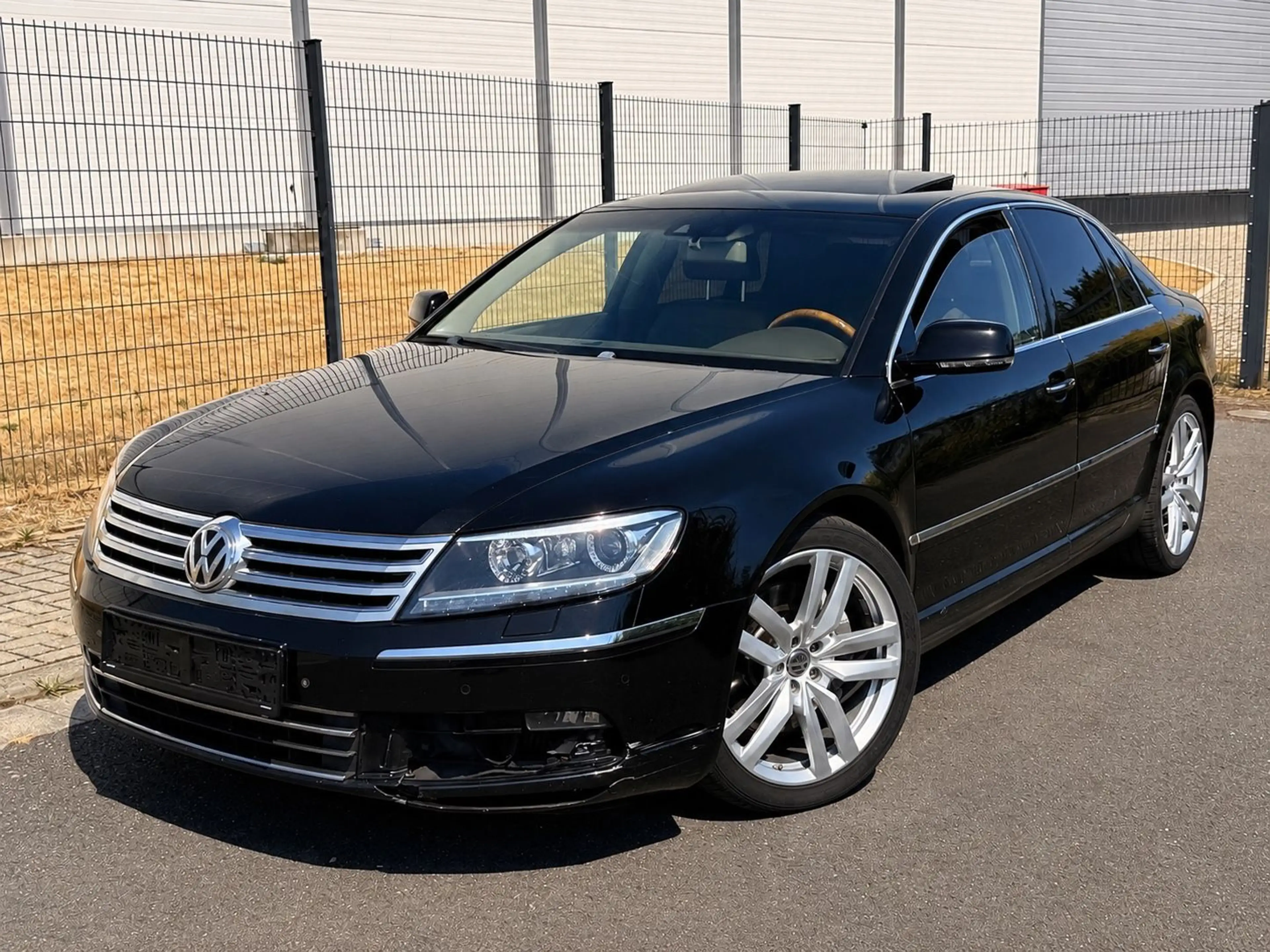 Volkswagen Phaeton 3.0 V6 TDI 5-Sitzer 4Motion*Exclusive* — photo 4