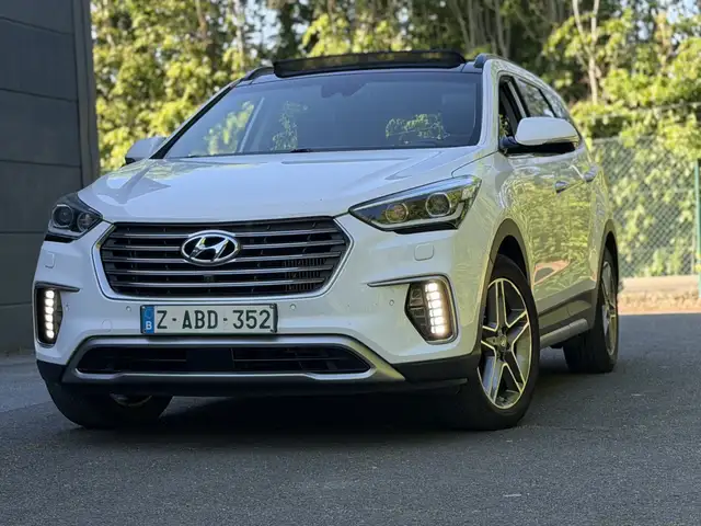 Hyundai Grand Santa Fe Diesel 7pl-Executive-Pano-360 cam-Navi-Leder-Full