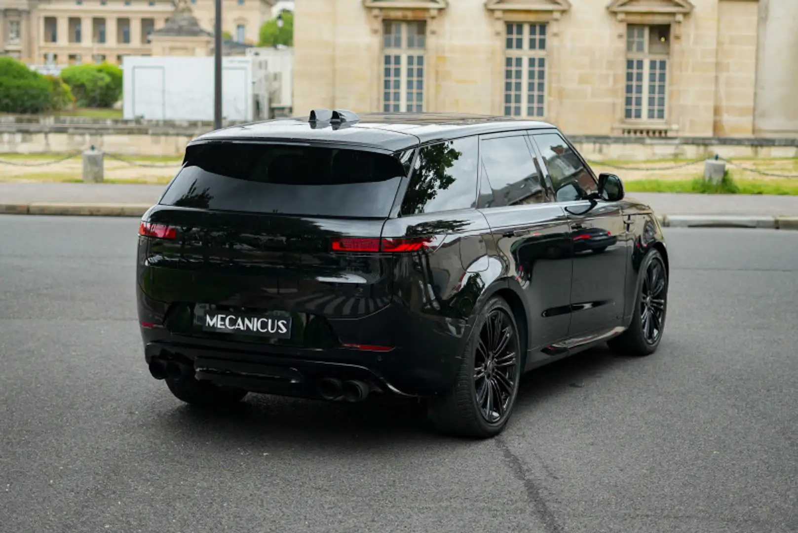 Land Rover Range Rover Sport P510e *Autobiography* Schwarz - 2