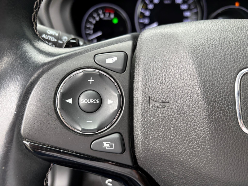 Honda HR-V 1.5 Executive | Allseasons | Trekhaak | P.Camera | — photo 13