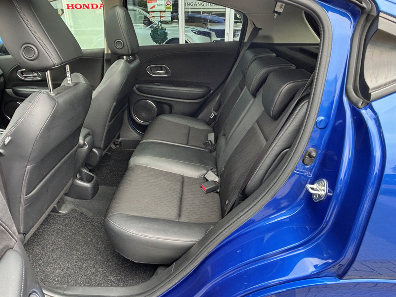Honda HR-V 1.5 Executive | Allseasons | Trekhaak | P.Camera | — photo 6