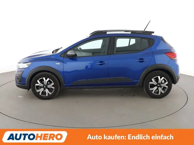 Dacia Sandero view 3