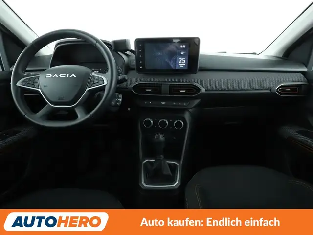 Dacia Sandero view 12