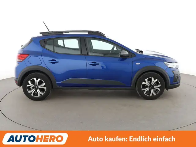 Dacia Sandero view 7