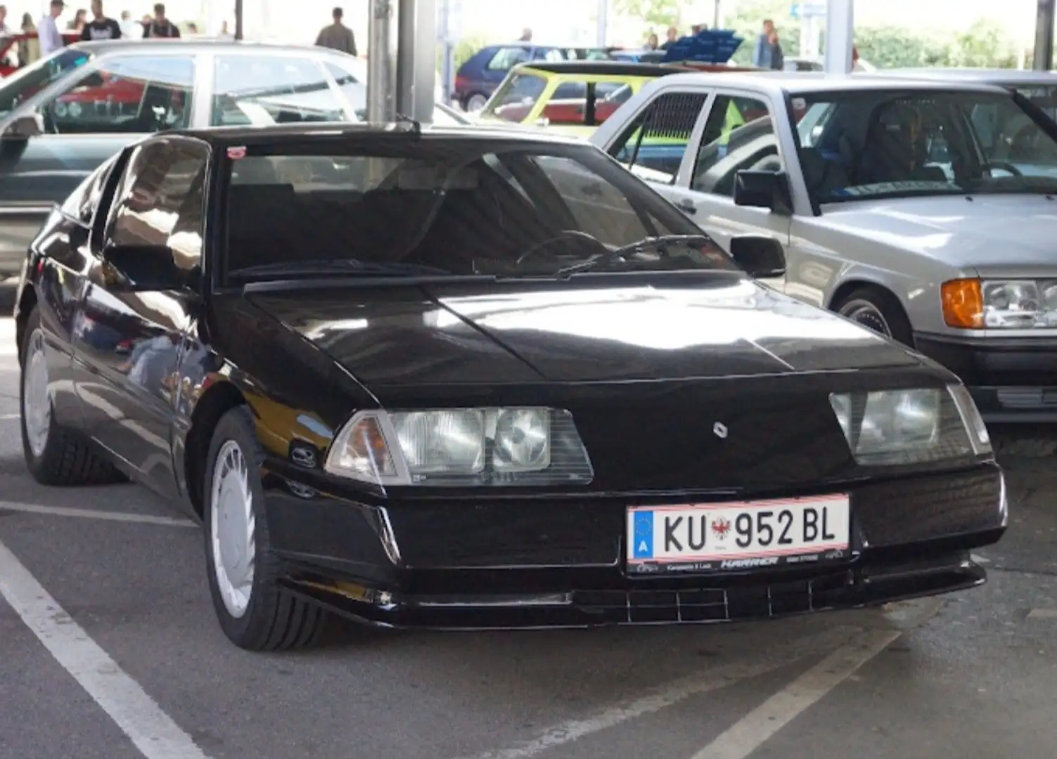 Renault Alpine V6 TURBO - 1