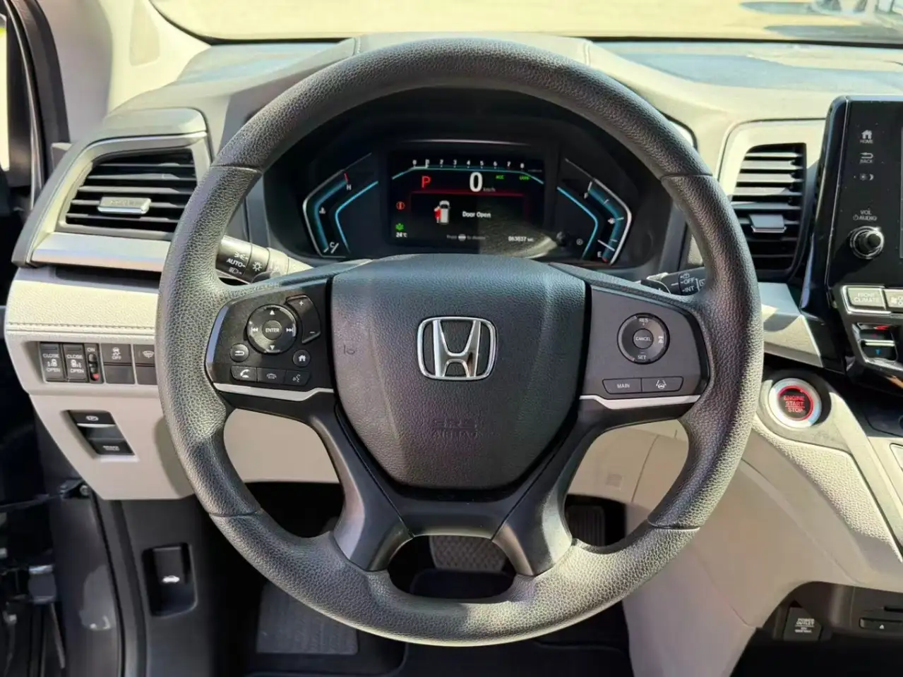 Honda Odyssey photo Honda Odyssey