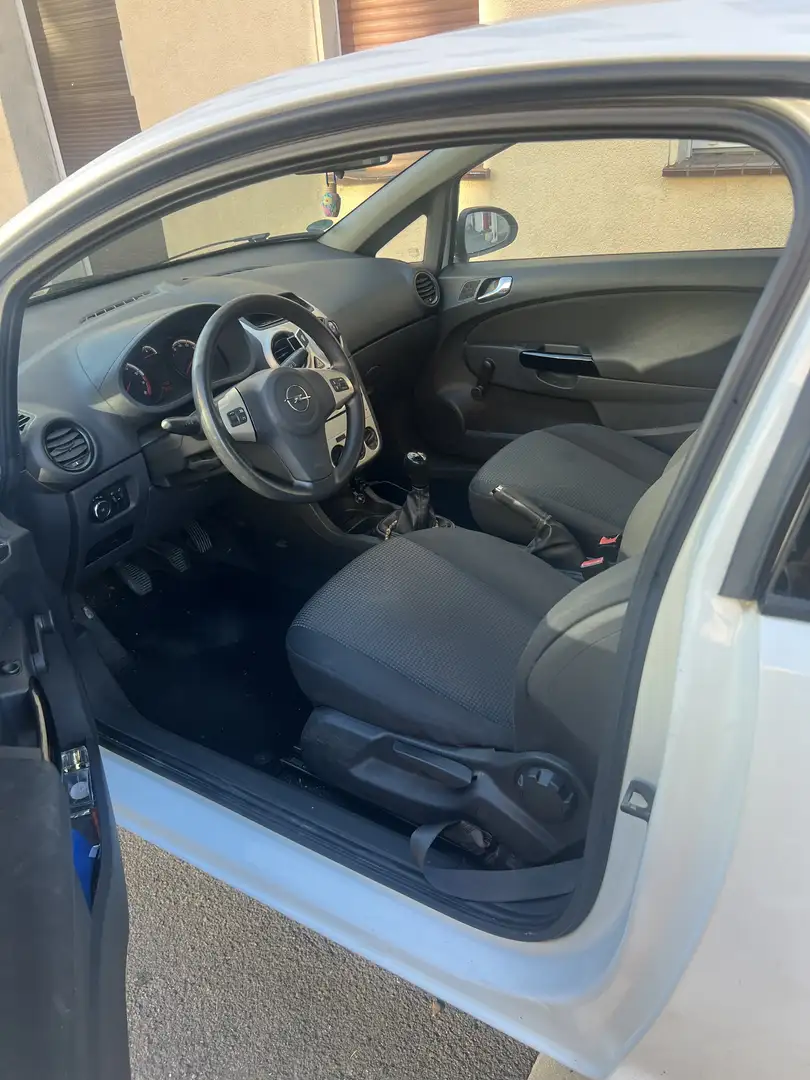 Opel Corsa D - 2