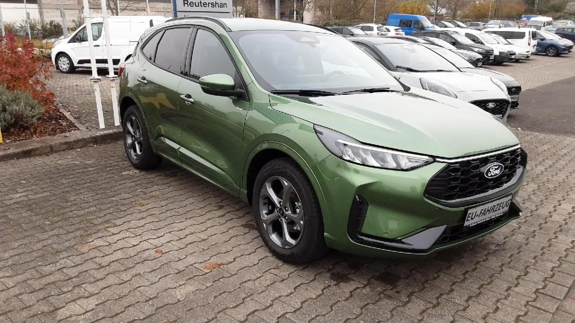 Ford Kuga ST-Line *SHZ,beh.FS,Navi,Kamera, 5 Jahre Garantie* Grün - 1