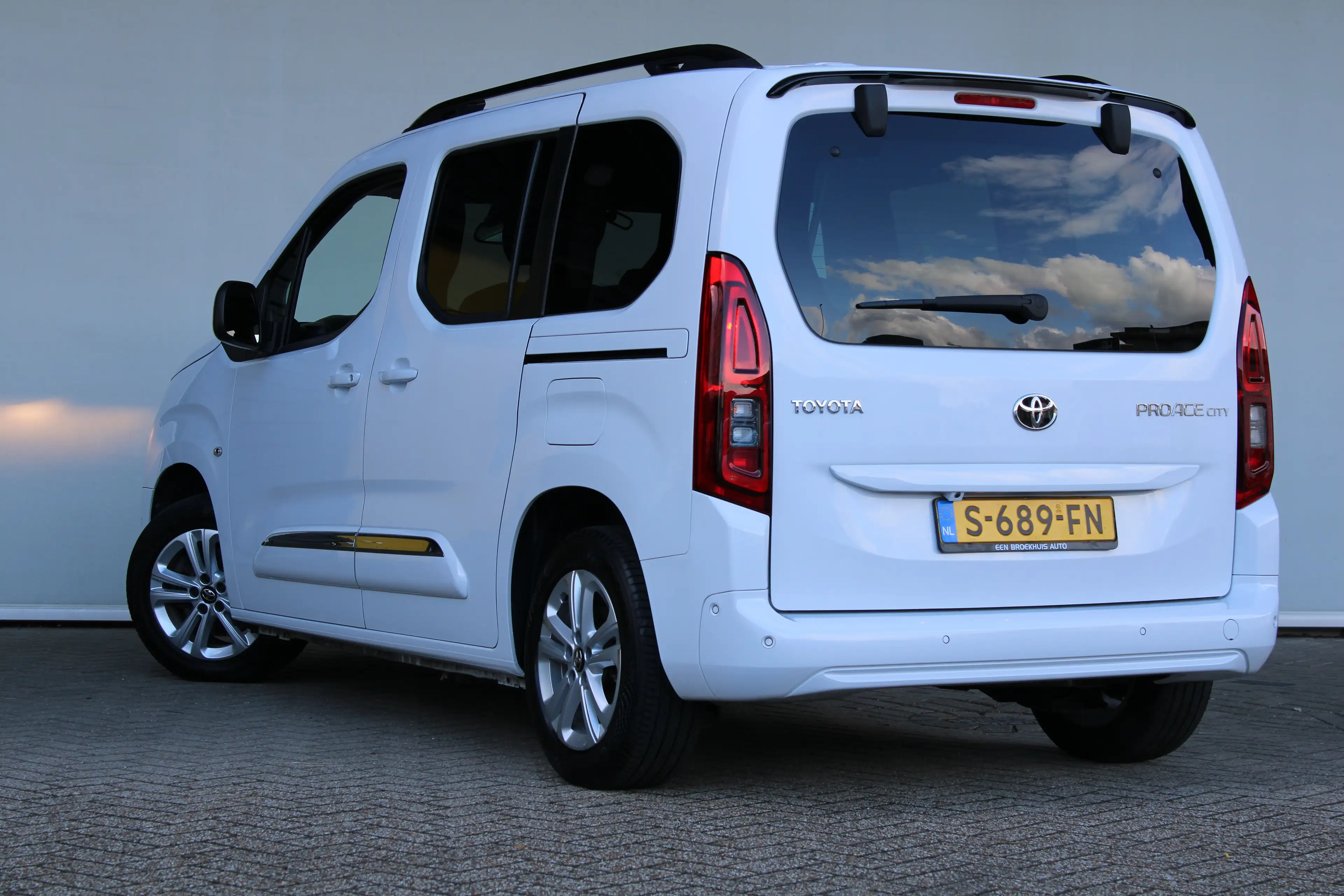 Toyota Proace City Verso 1.2 Turbo Active | 5-persoons | Dubbele schu — photo 7