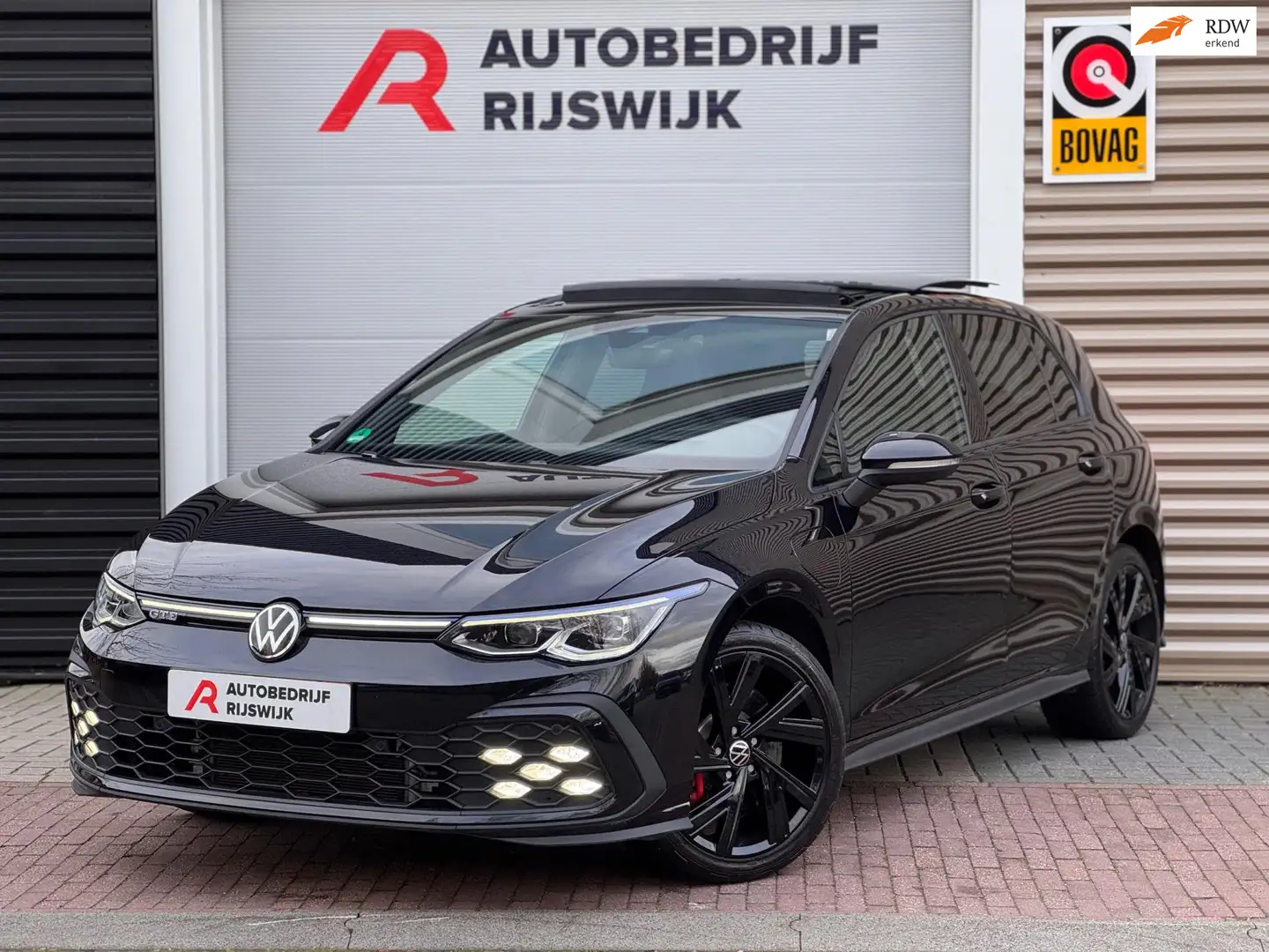 Volkswagen Golf GTE 1.4 eHybrid Pano/Matrix/HuD/Trekhaak Noir - 1