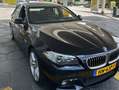 BMW 520 i M Sport HE. Zwart - thumbnail 1