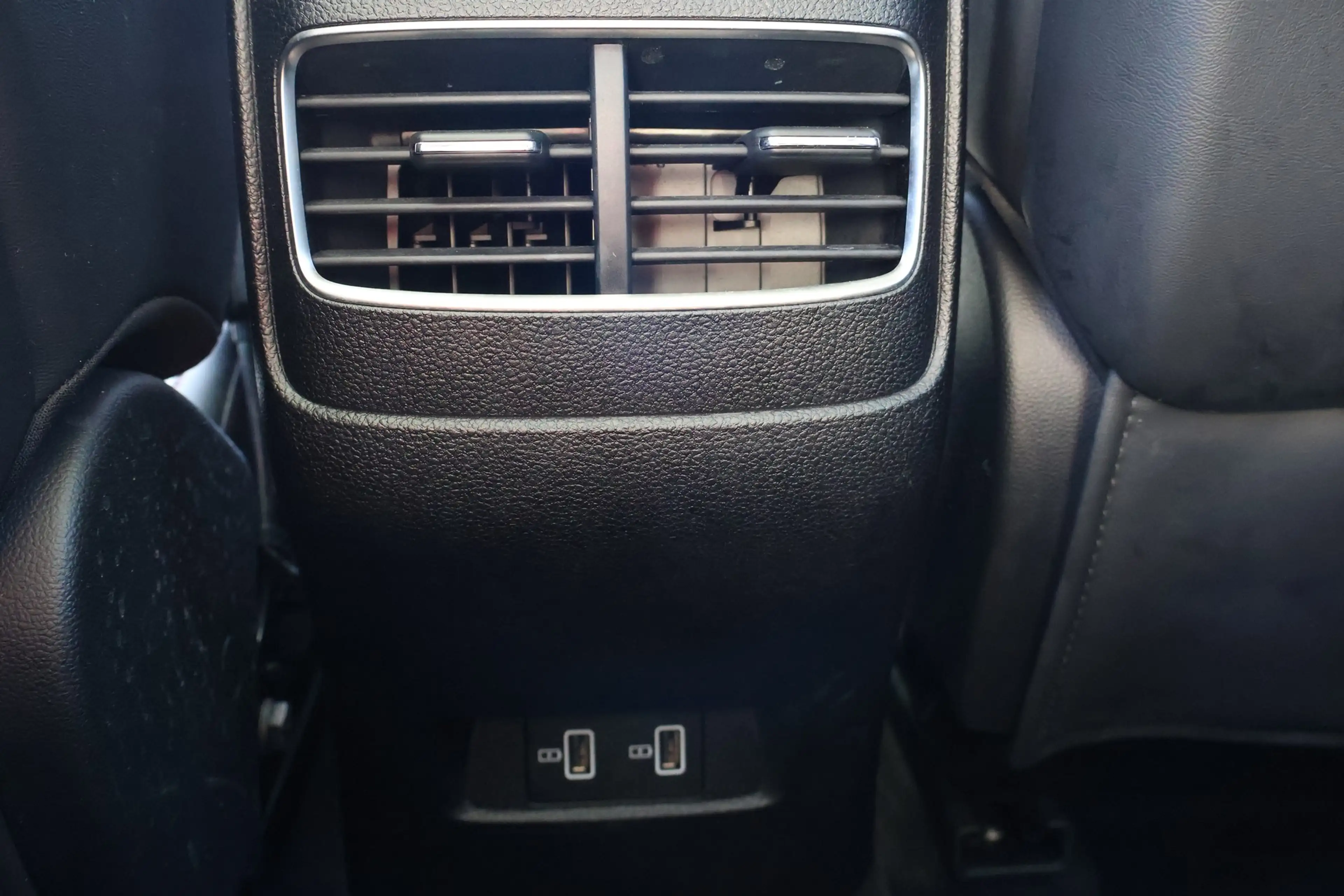 MG HS 1.5 T-GDI Luxury Aut. LED ACC Navi 360° Pano — photo 15