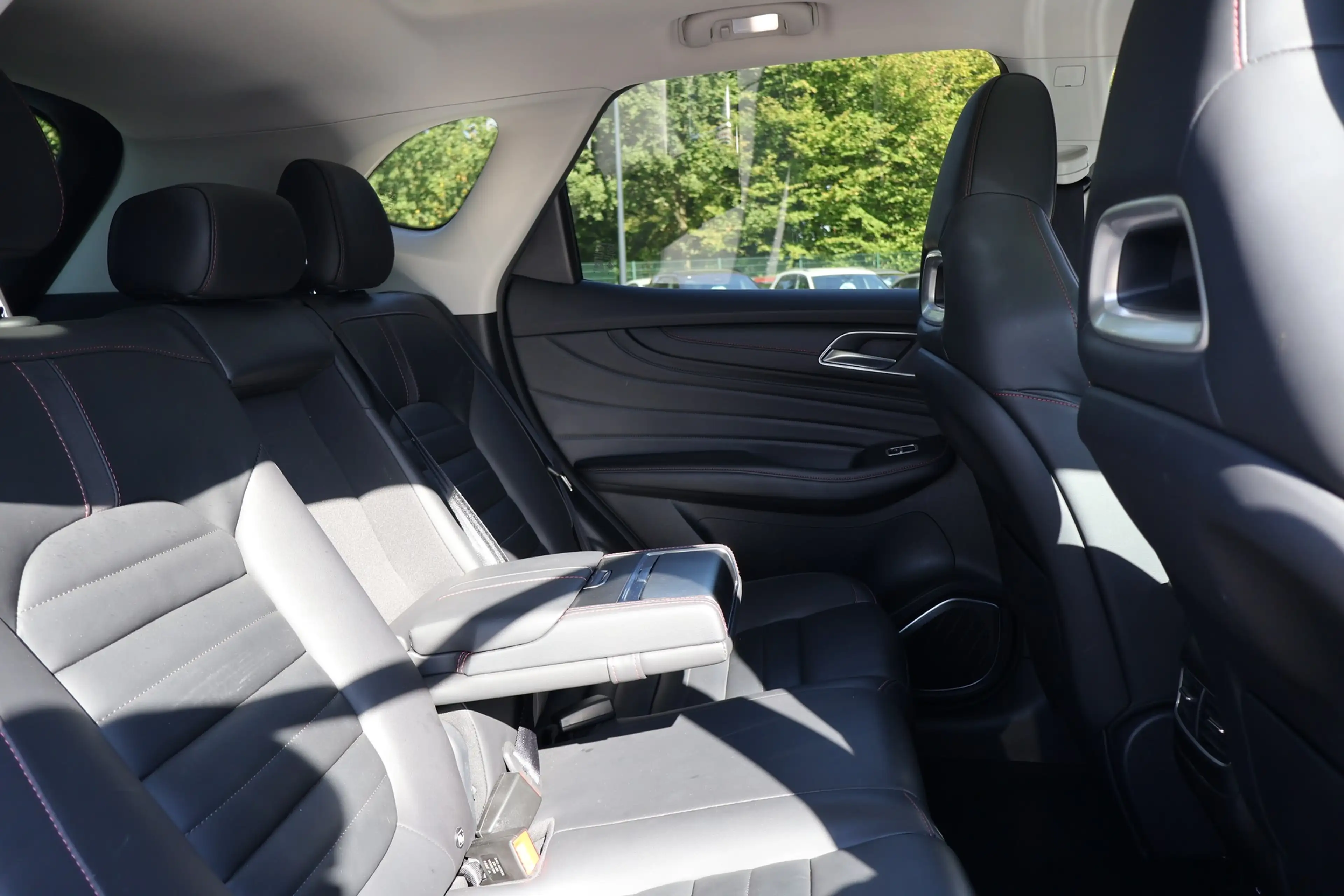 MG HS 1.5 T-GDI Luxury Aut. LED ACC Navi 360° Pano — photo 13