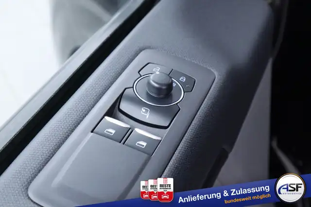 Ford Tourneo Custom view 26