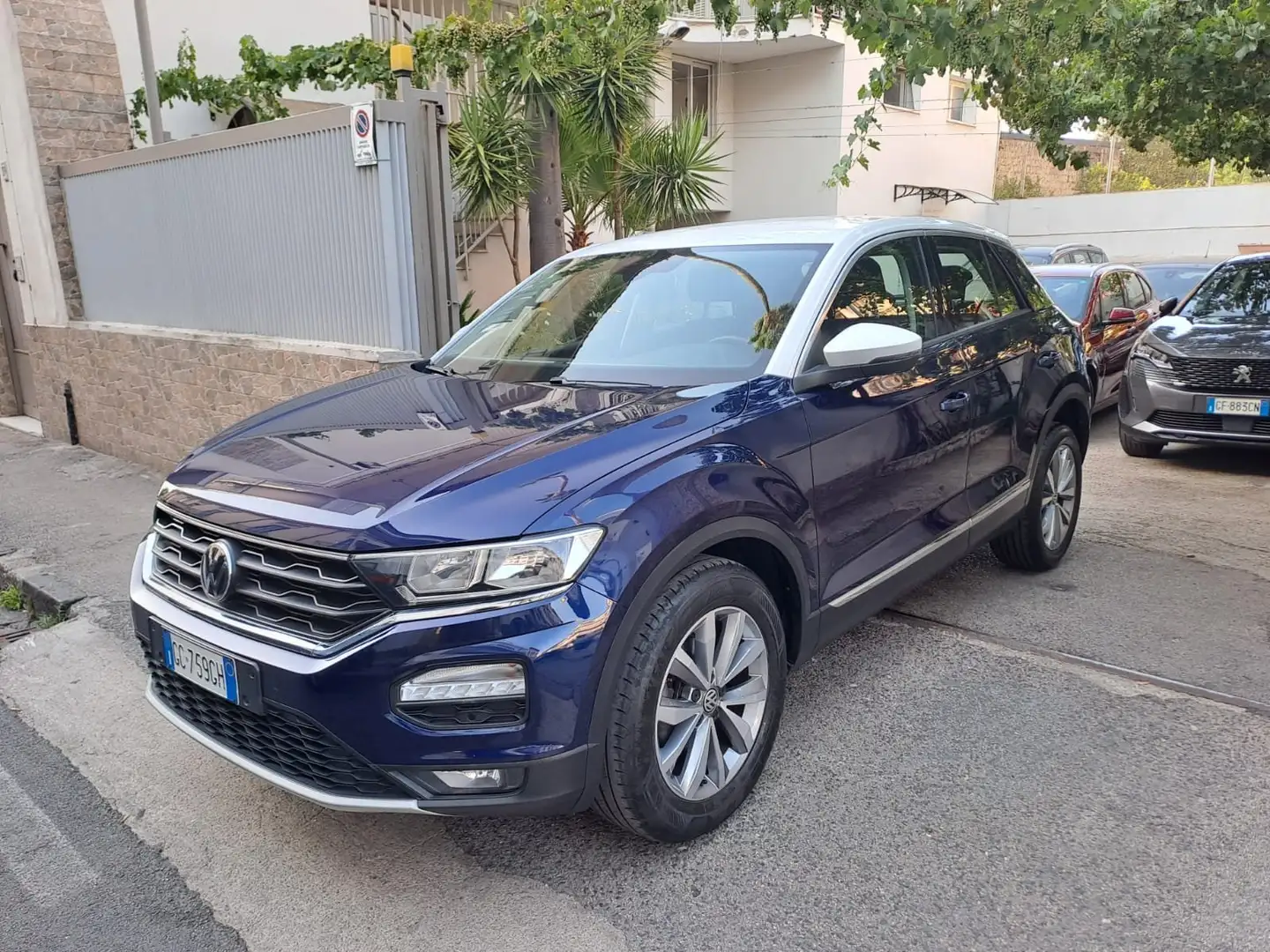 Volkswagen T-Roc T-Roc 1.6 tdi Blauw - 2
