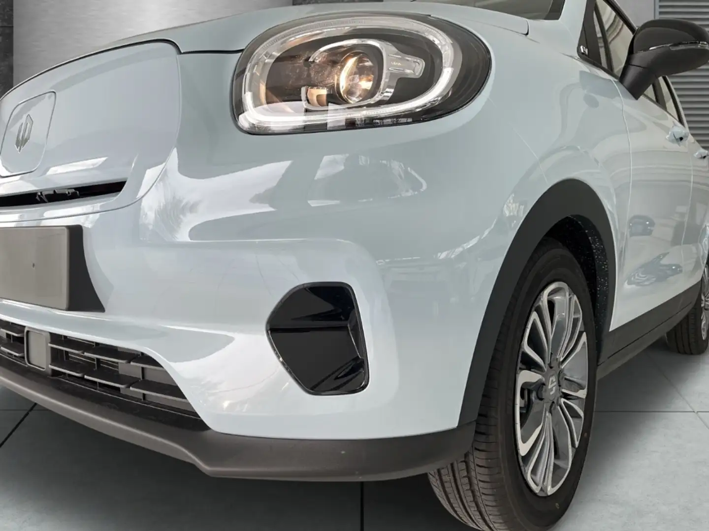 Leapmotor T03 70 kW EV Panorama Navi ACC Klimaautom Fahrerprofil Blau - 2