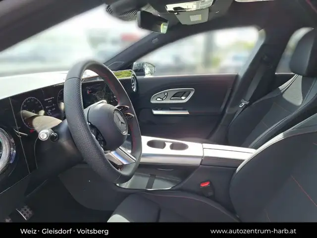 Mercedes-Benz CLA 250 + Ansicht 18