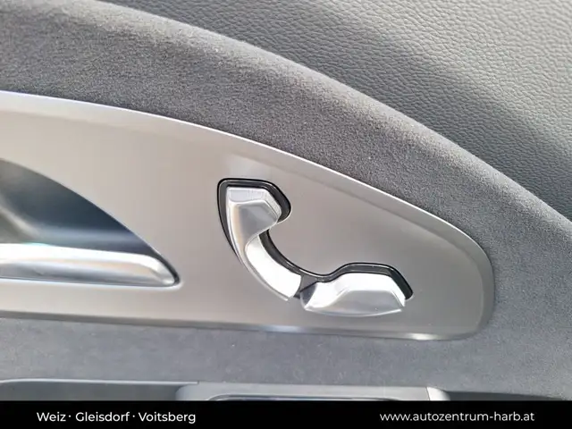 Mercedes-Benz CLA 250 + Ansicht 31
