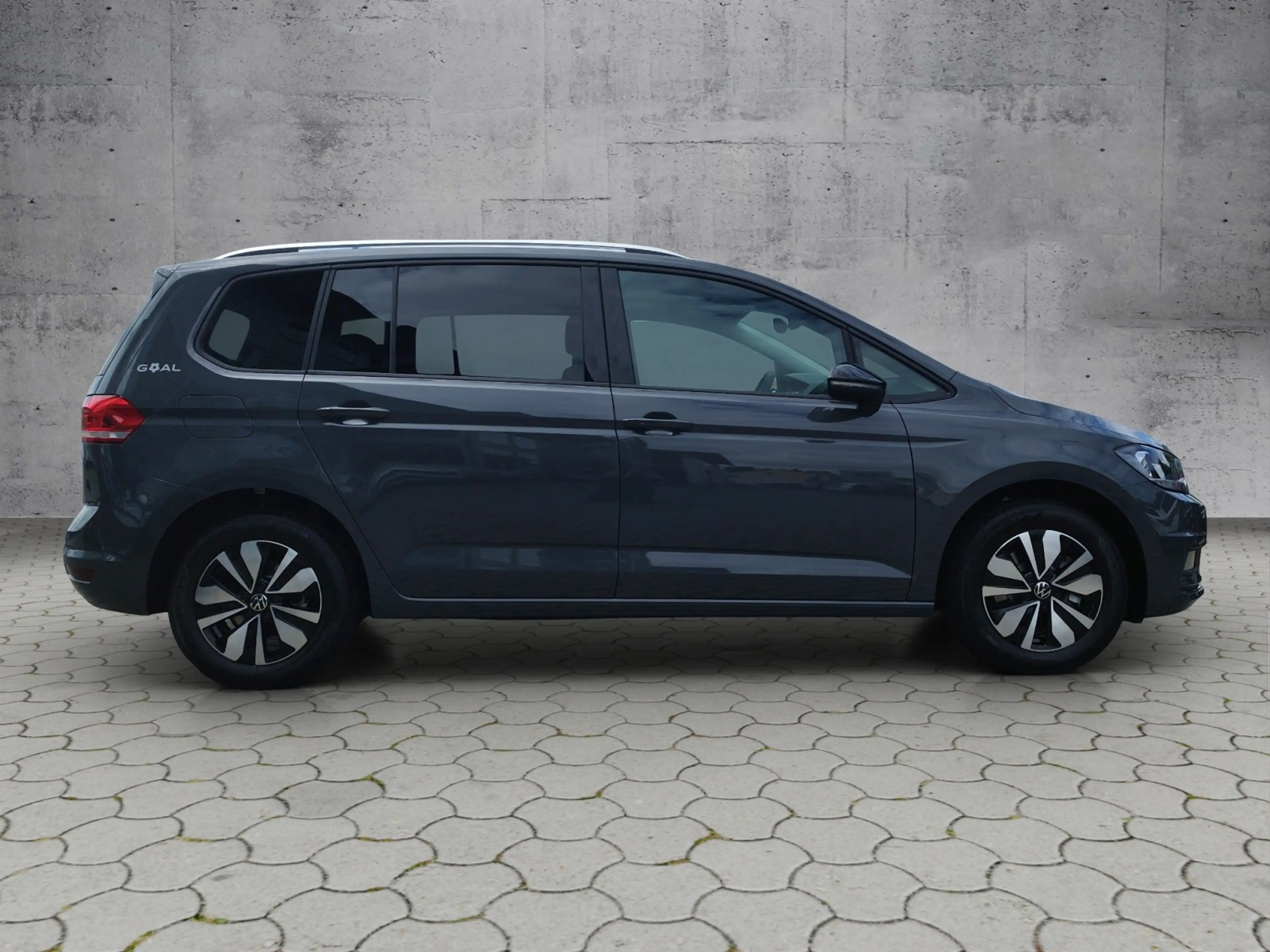 Volkswagen Touran 1.5 TSI DSG 5JG/KEYLESS/RFK/ACC — photo 4
