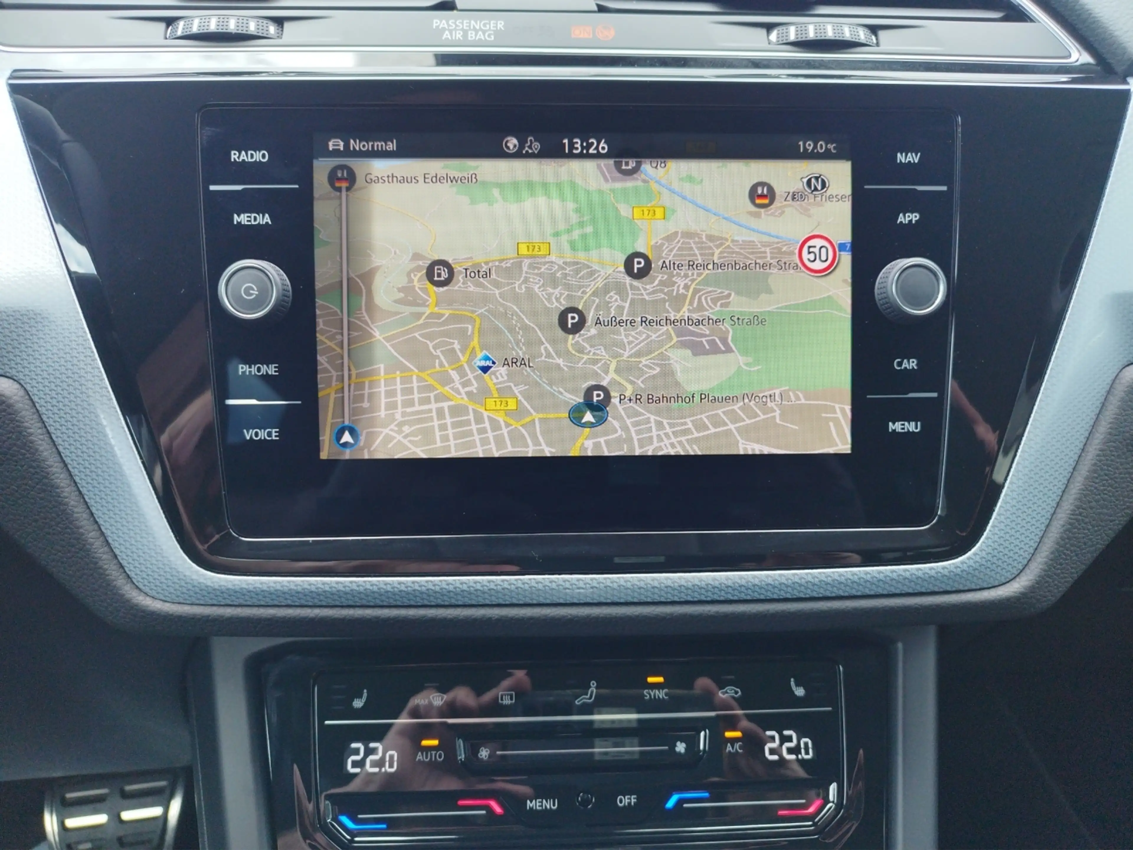Volkswagen Touran 1.5 TSI DSG 5JG/KEYLESS/RFK/ACC — photo 15