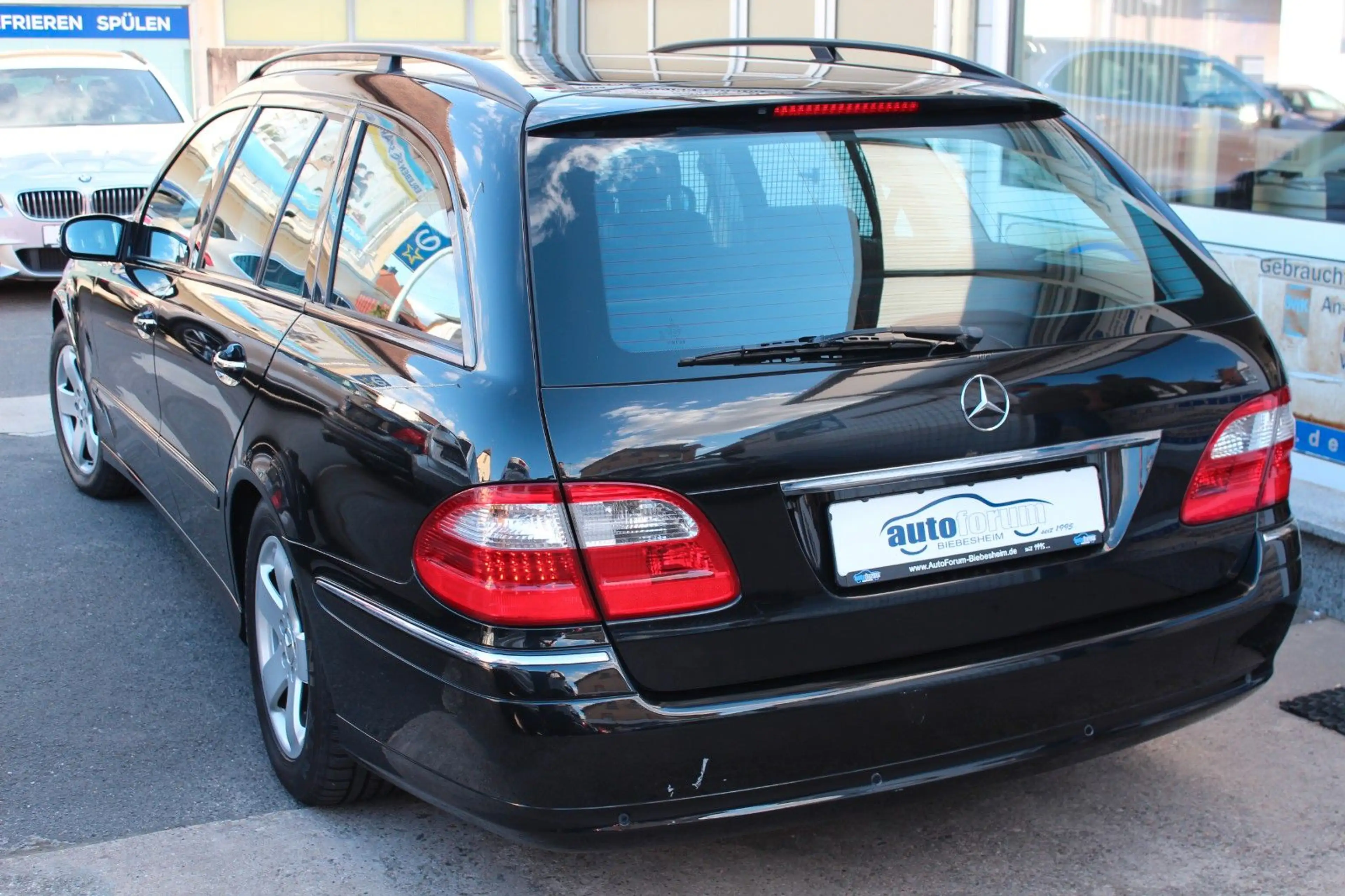 Mercedes-Benz E 350 T 4Matic Bi-Xenon*Comand*TV im Fond*Leder — photo 4