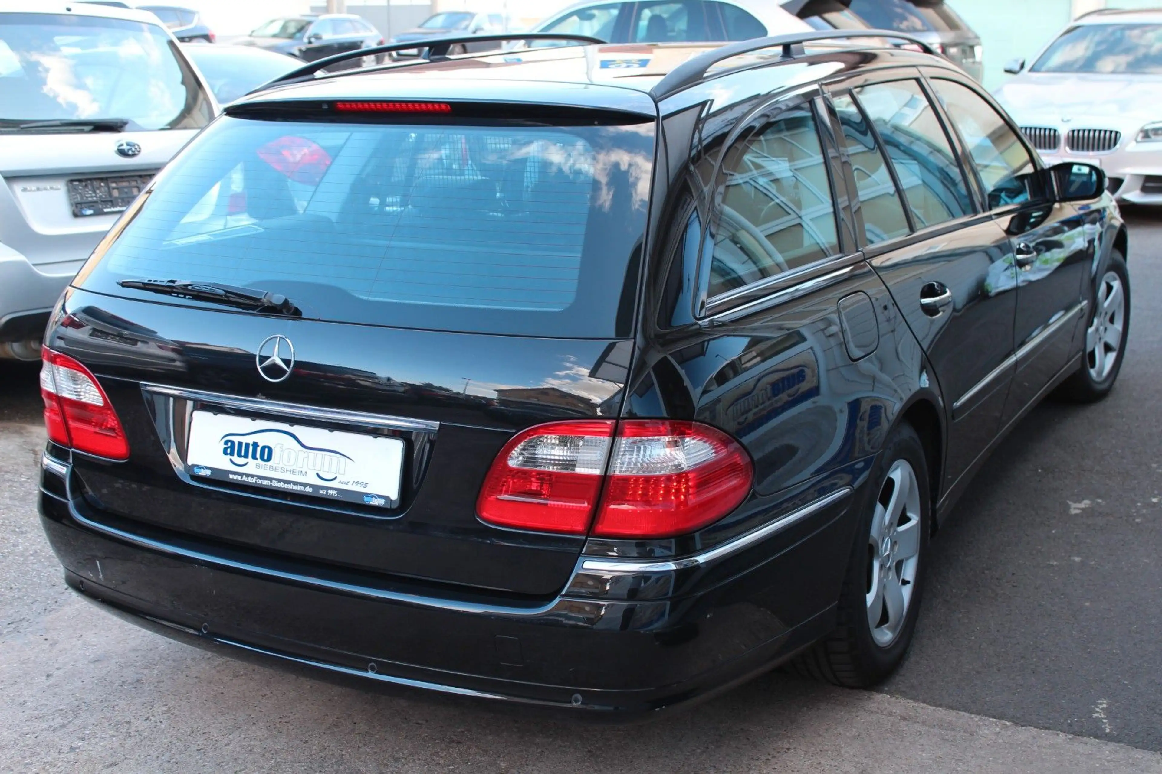 Mercedes-Benz E 350 T 4Matic Bi-Xenon*Comand*TV im Fond*Leder — photo 5