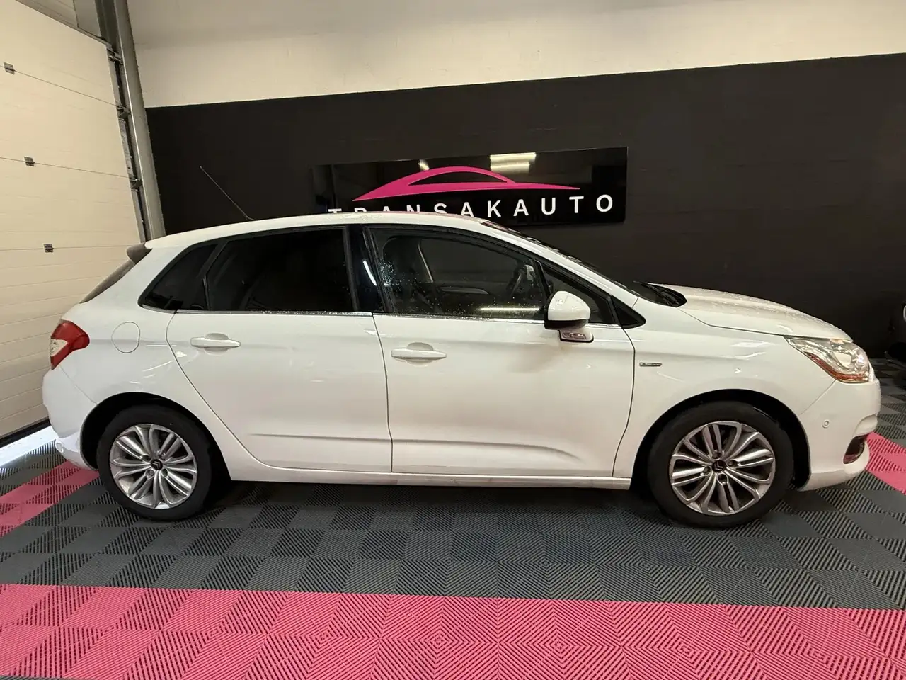 Citroen C4 Berline — photo 6