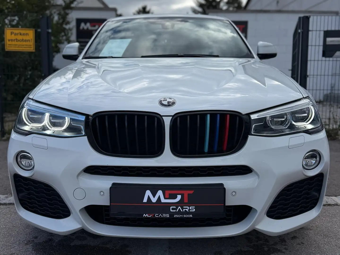 BMW X4 30d M-Paket Aut.|Keyless-Entry|Harman|Kamera|AHK Weiß - 1