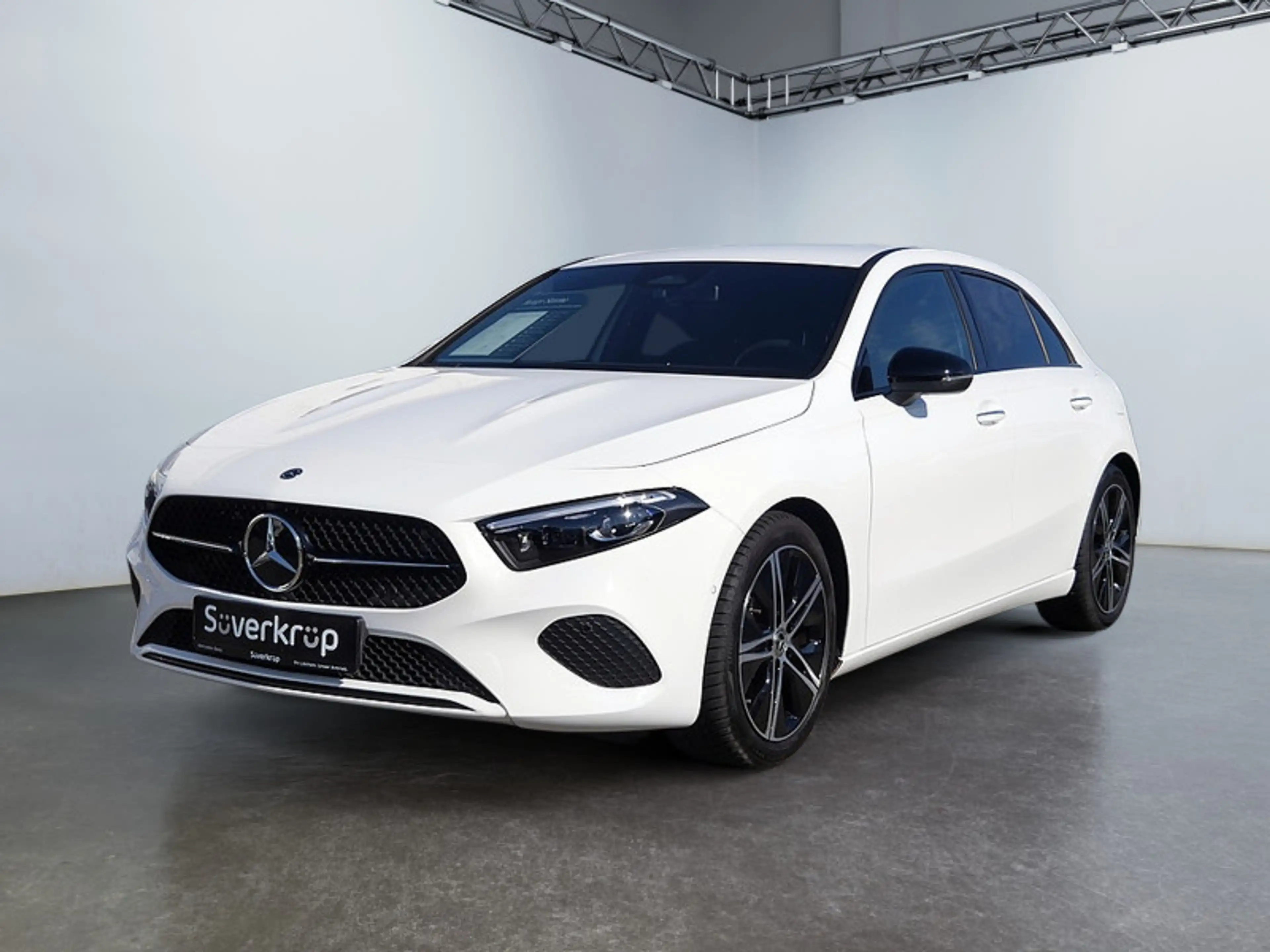 Mercedes-Benz A 200 NIGHT PROGRESSIVE MEMO MULTI DISTR KAMERA — photo 2