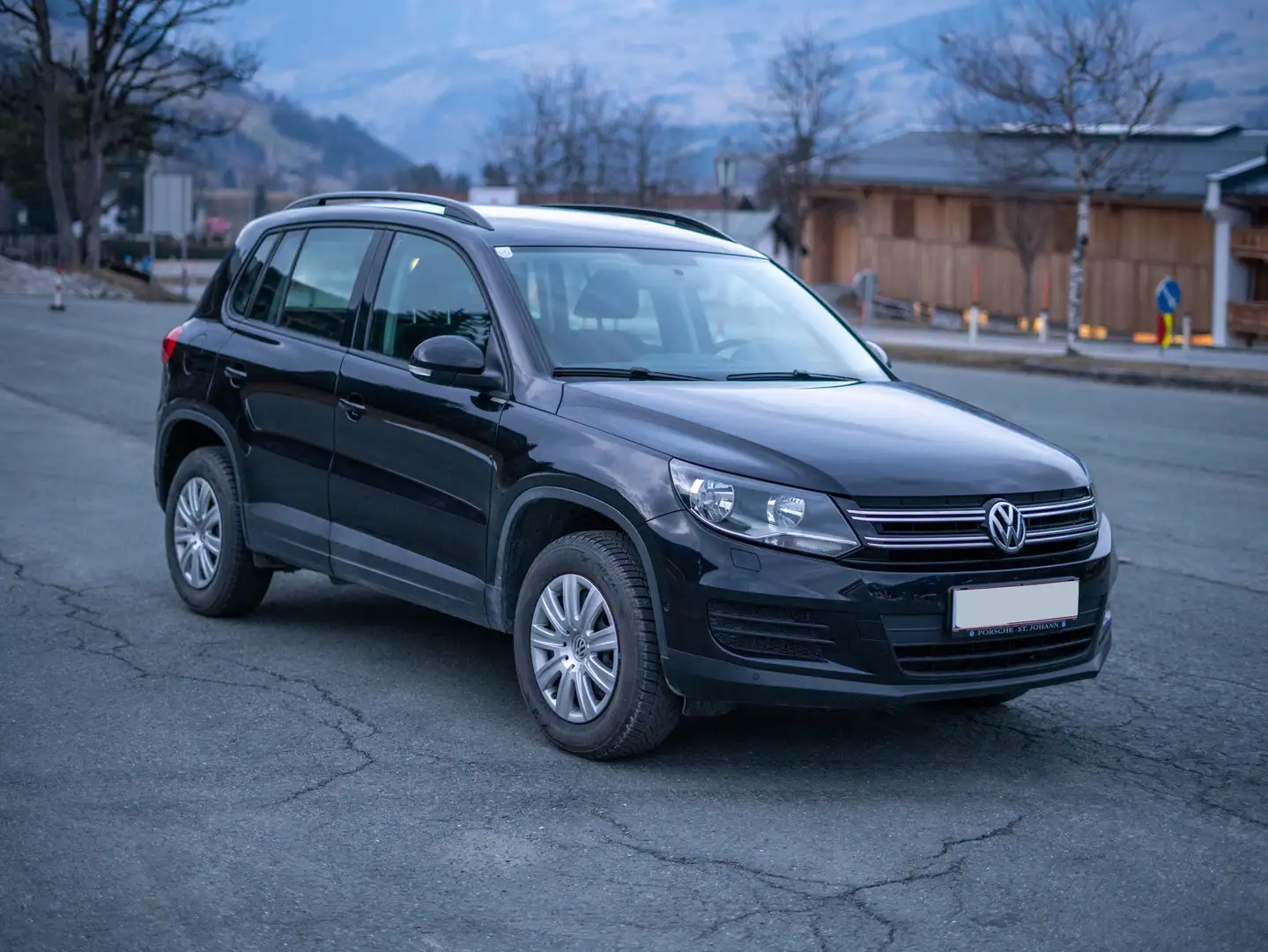 Volkswagen Tiguan Tiguan 2,0 TDI BMT 4Motion Cool Cool Schwarz - 1