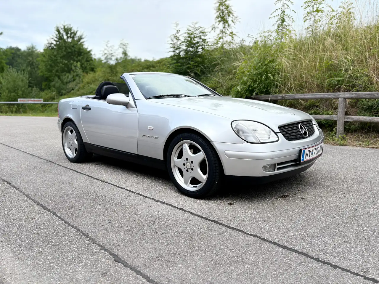 Mercedes-Benz SLK 230 wenig KM | Leder rot | AMG, foto 3