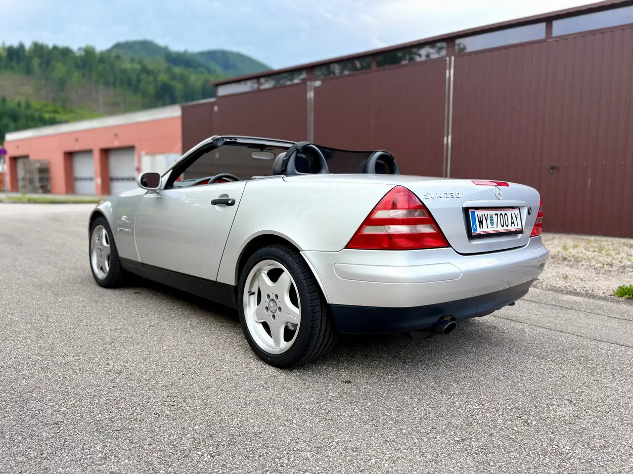 Mercedes-Benz SLK 230 wenig KM | Leder rot | AMG, foto 6