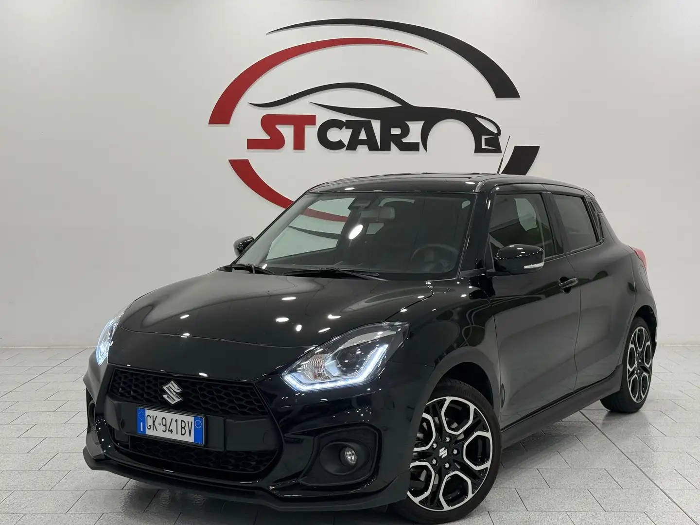 Suzuki Swift VI 2020 1.4h Sport 129cv Nero - 1