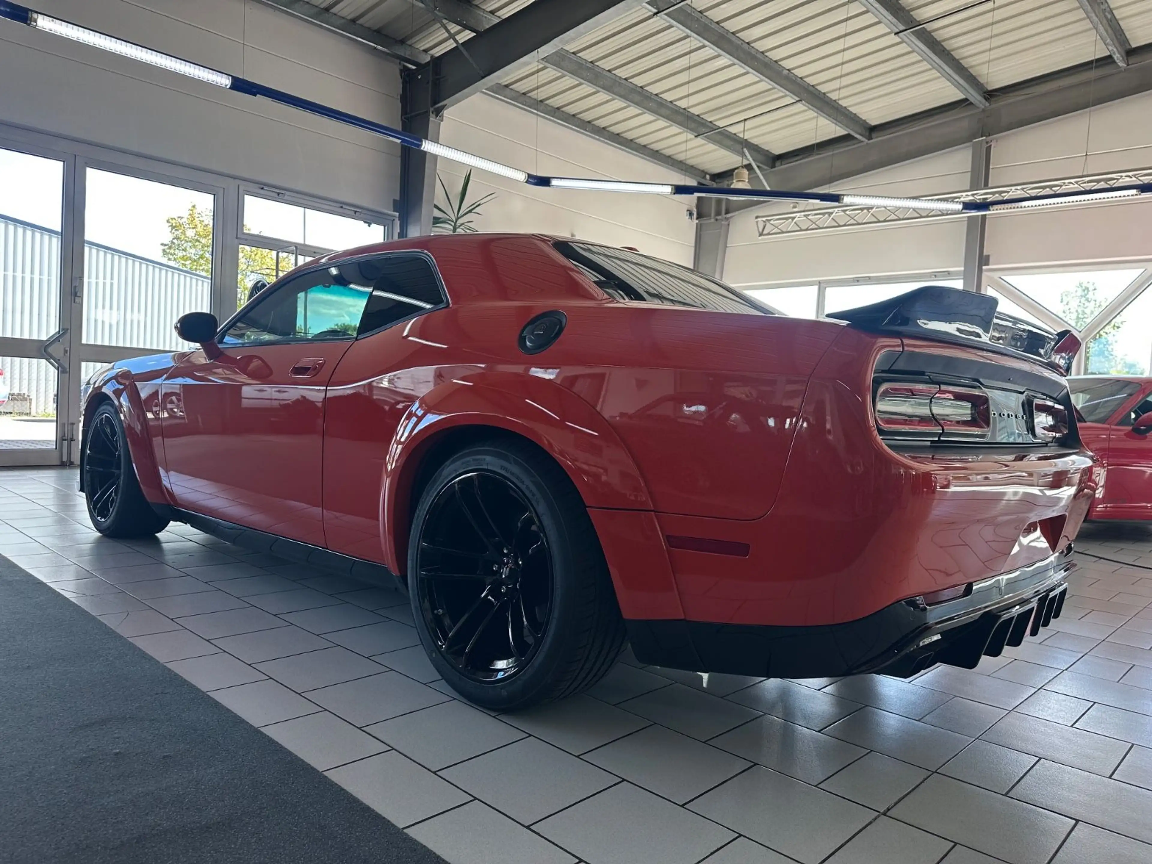 Dodge Challenger 5,7 R/T Aut. Widebody Kamera Leder — photo 12
