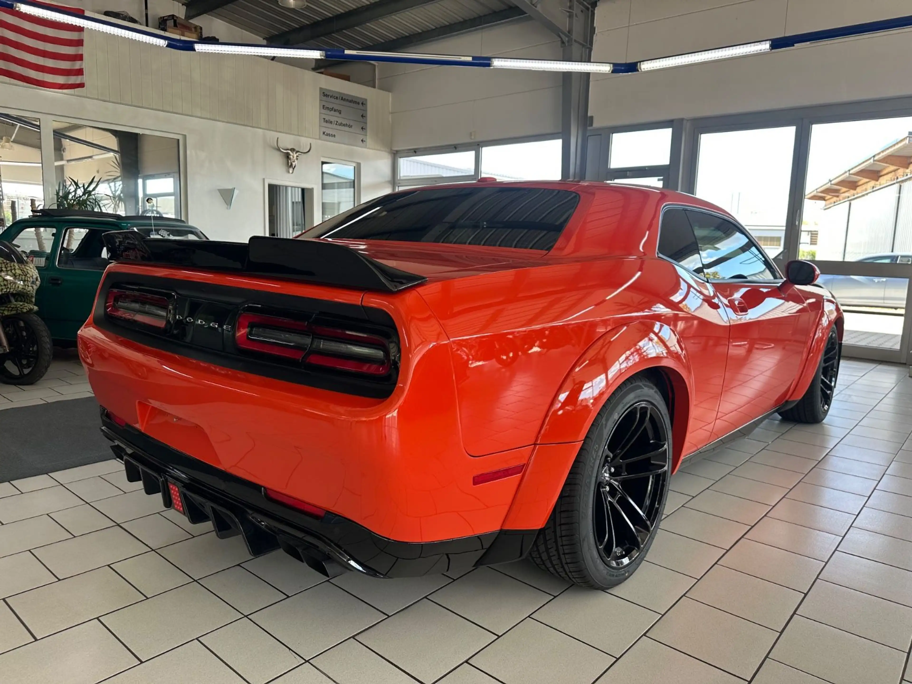 Dodge Challenger 5,7 R/T Aut. Widebody Kamera Leder — photo 9