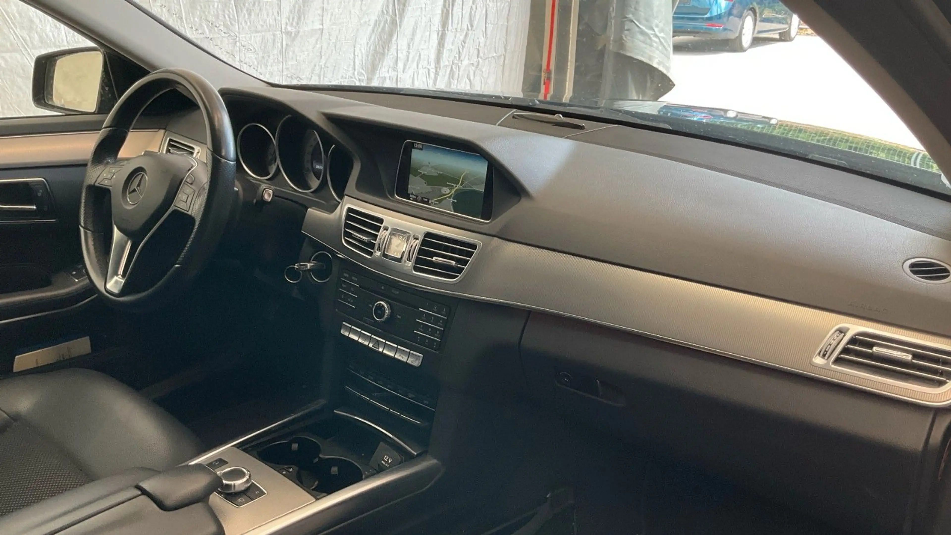 Mercedes-Benz E 250 d BlueTec/9G/ T-Modell/LED/Distronic/360° — photo 5