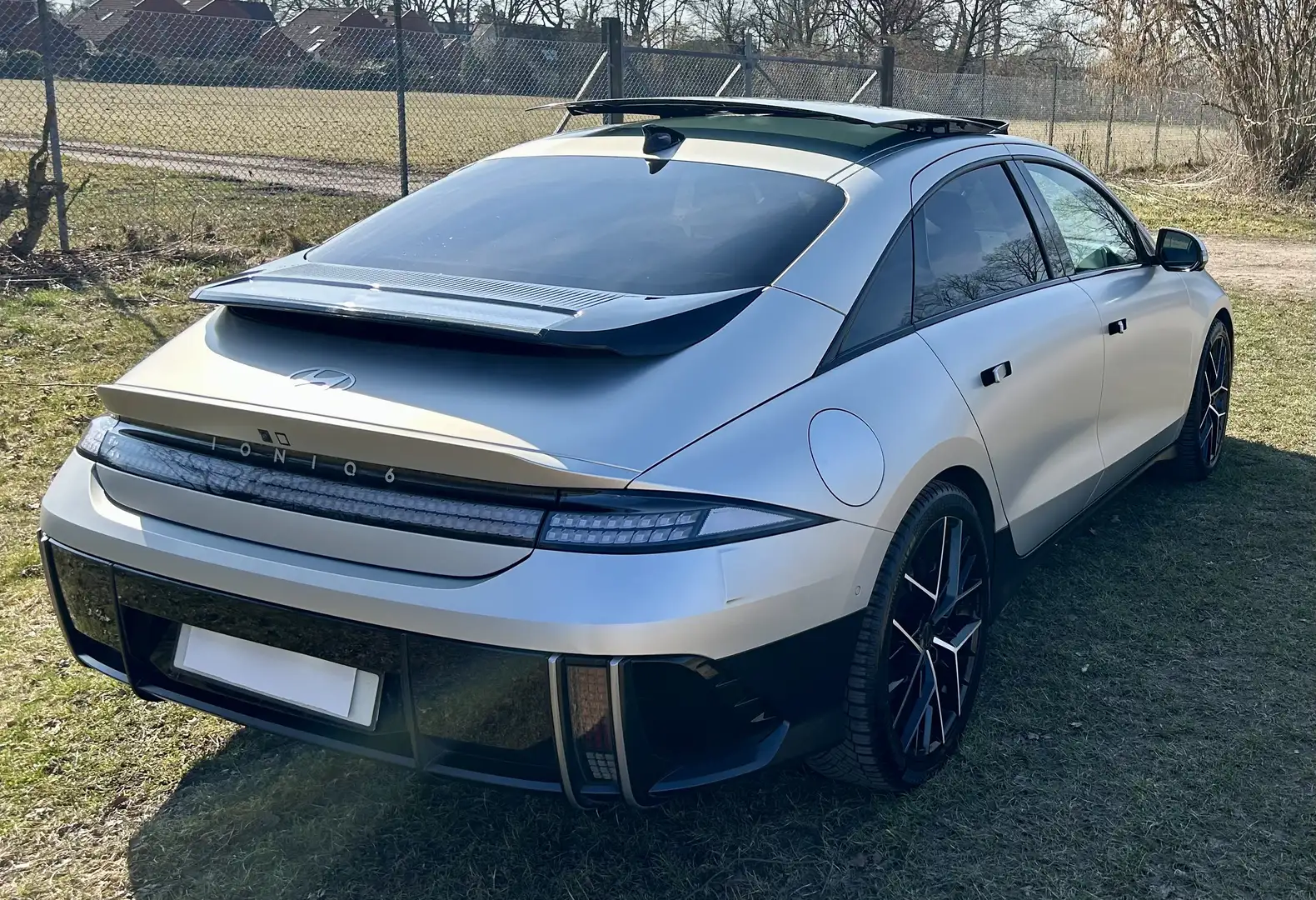 Hyundai IONIQ 6 Techniq Elektro Grau - 1