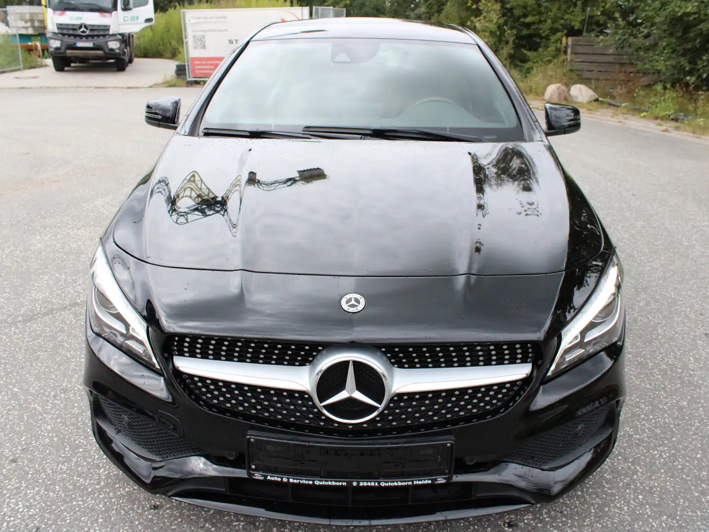 Mercedes-Benz CLA 200 CLA 200 Limo AMG Line Edition Leder+LED+Kam+NAV Schwarz - 2