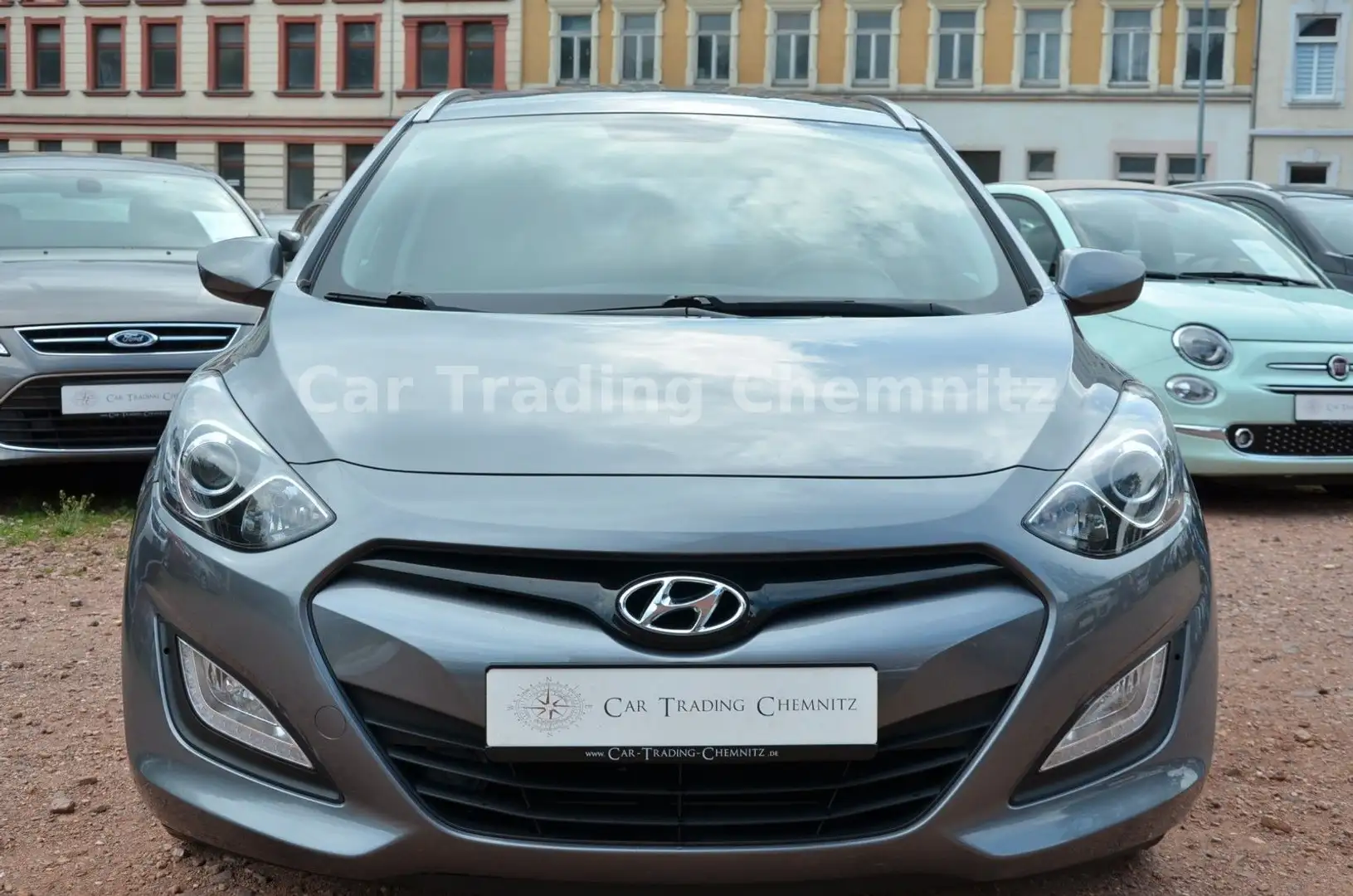 Hyundai i30 cw 1.4 Klima Tüv neu Reifen neu Szary - 2
