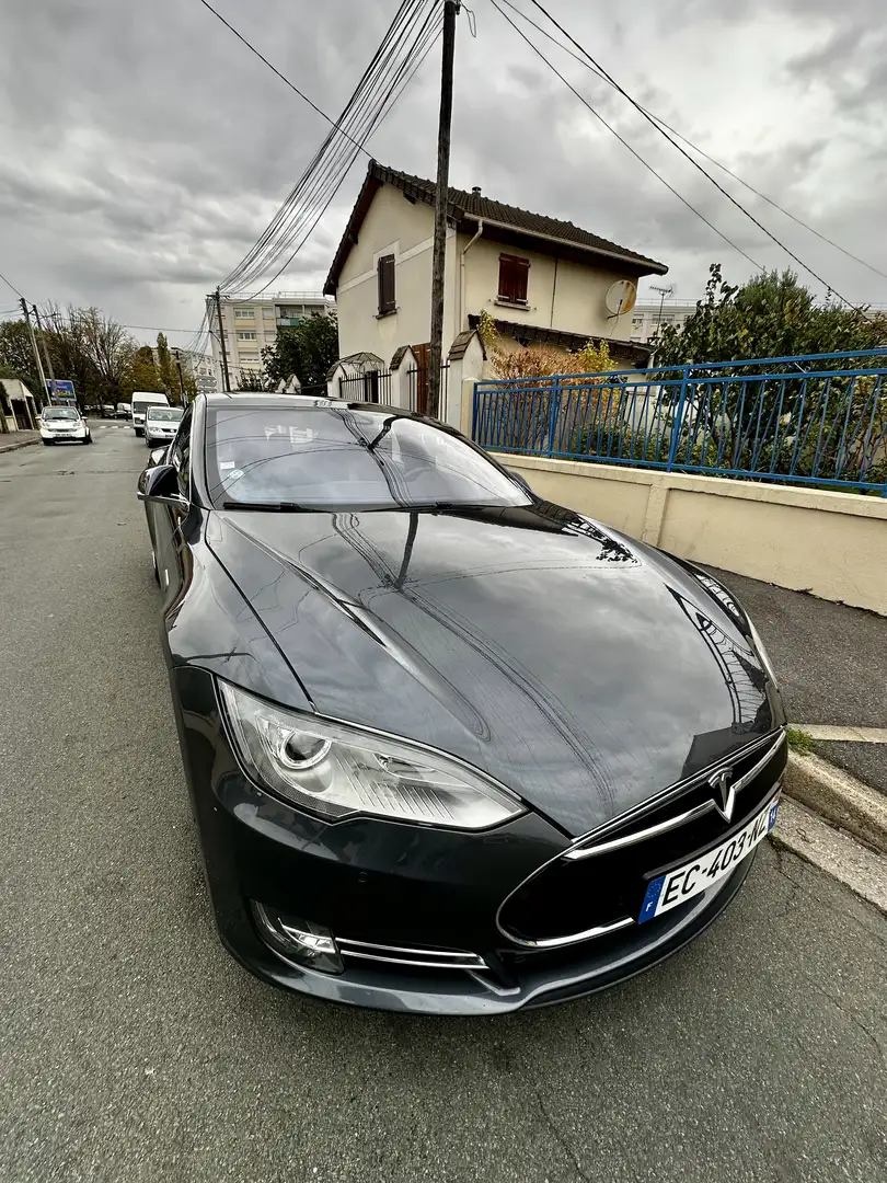 Tesla Model S 70D - 2