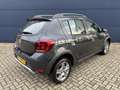 Dacia Sandero Stepway 90pk Bi-Fuel | Navigatie | Parkeercamera | Gris - thumbnail 3