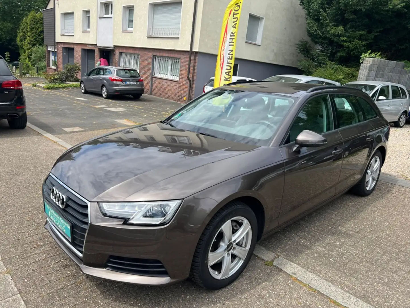 Audi A4 2.0 TDI Quattro design*TÜV NEU*DIGITAL TACHO* Braun - 1