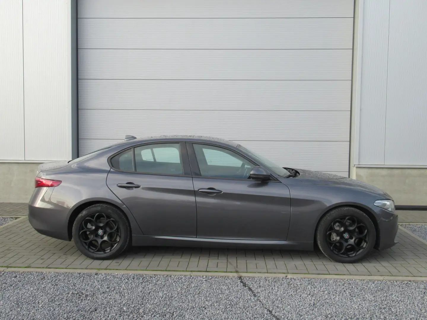 Alfa Romeo Giulia 2.2d Aut. / €12.990 netto / Leder / Navi / ... Gris - 2