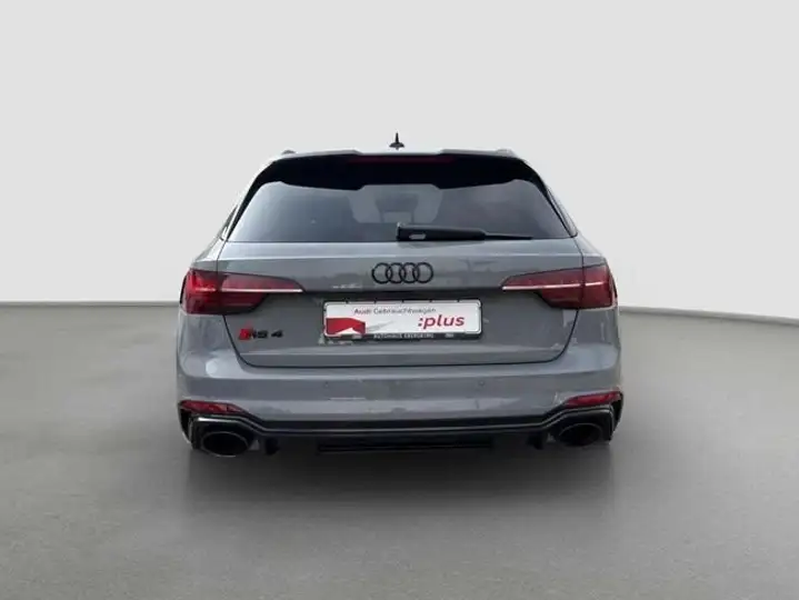 Audi A4 2021, foto 5