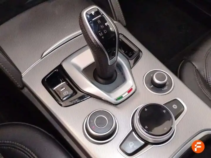 Alfa Romeo Stelvio 2.2 DIESEL SPRINT AWD 2022, foto 15