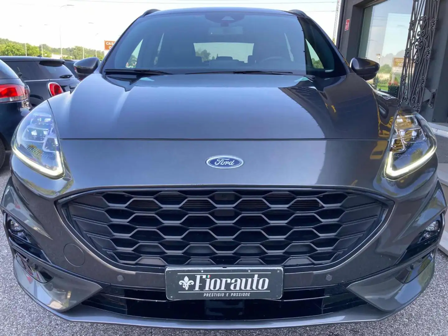 Ford Kuga 2.5 Full Hybrid 190 CV CVT 2WD ST-Line X Grigio - 1