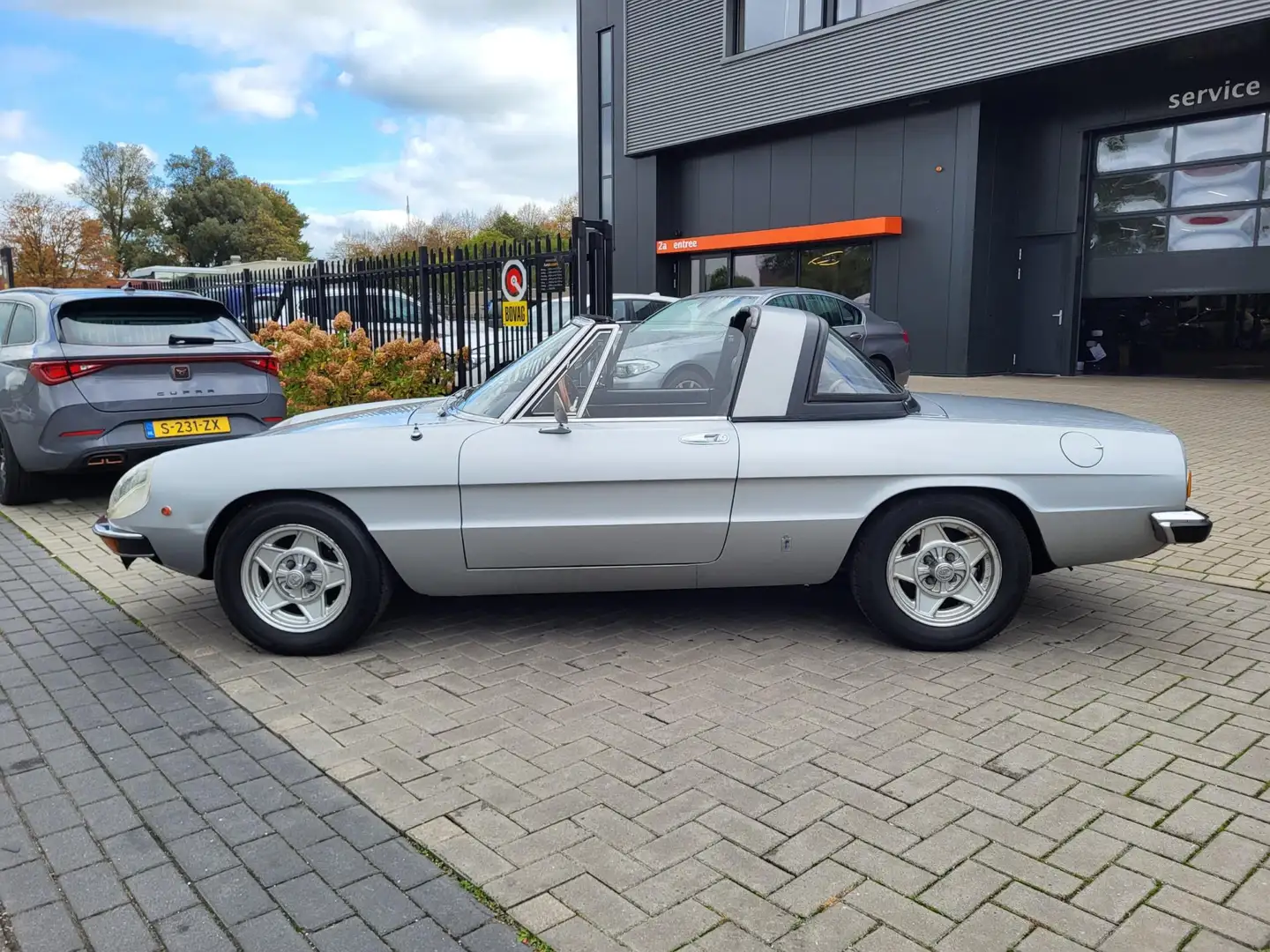 Alfa Romeo Spider 2.0 Veloce Gris - 2