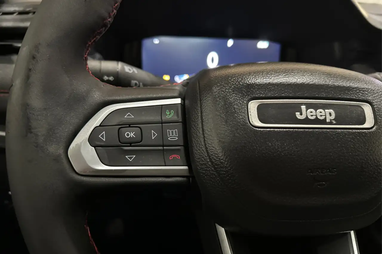 Jeep Compass снимка Jeep Compass