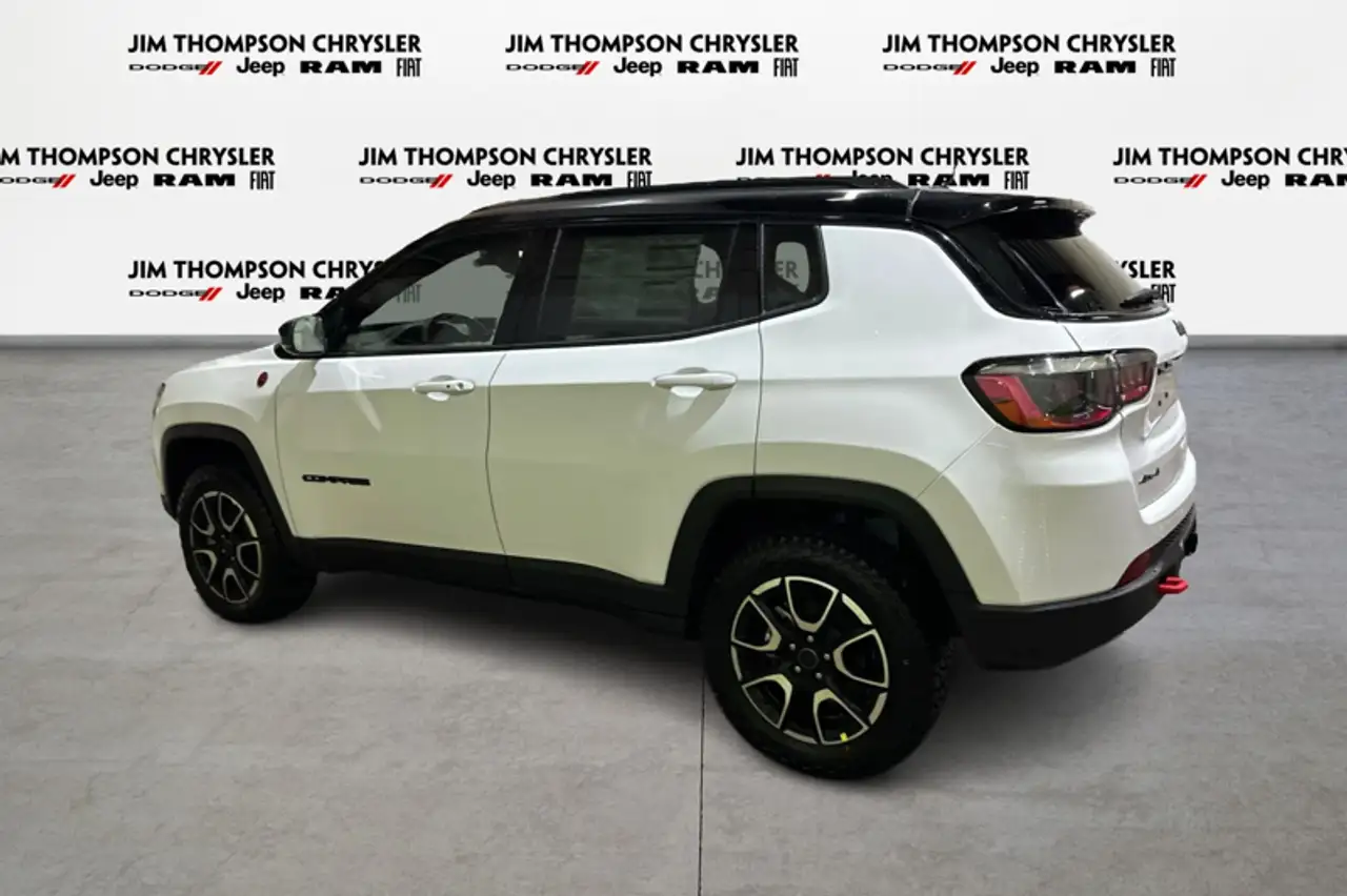 Jeep Compass снимка Jeep Compass